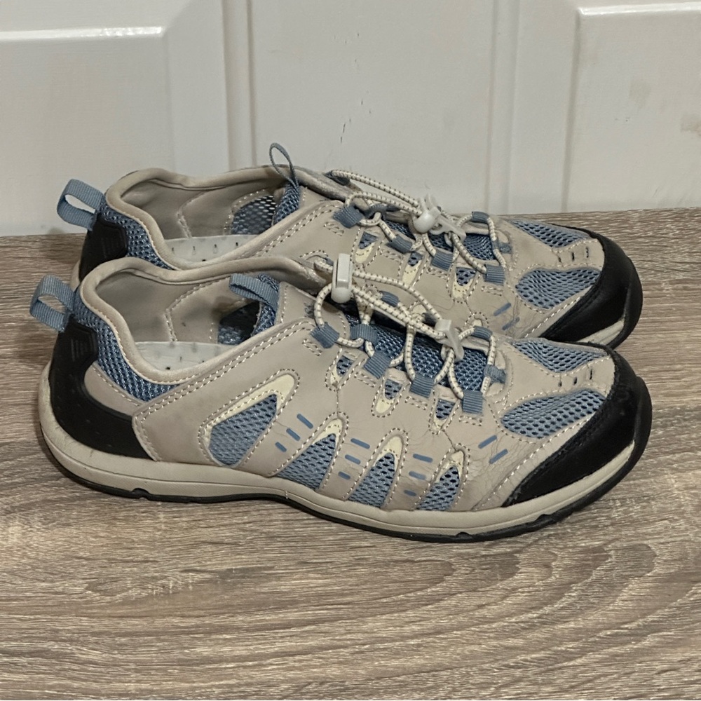 Bass Women's Seminole Water Shoes, Size 7.5M Blue Cream EUC - Picture 1 of 7